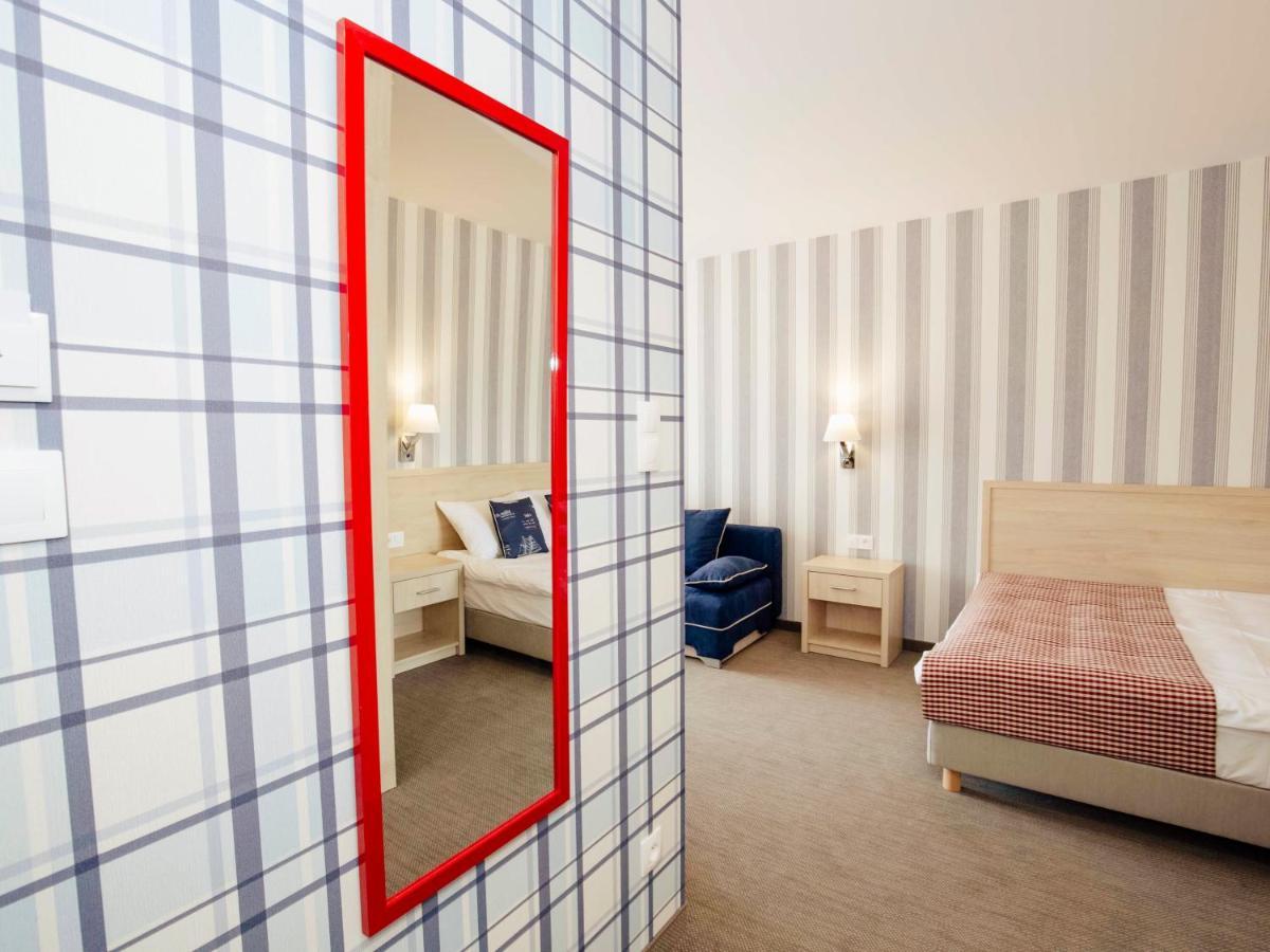 Porto Marina Hotel Krynica Morska Ngoại thất bức ảnh