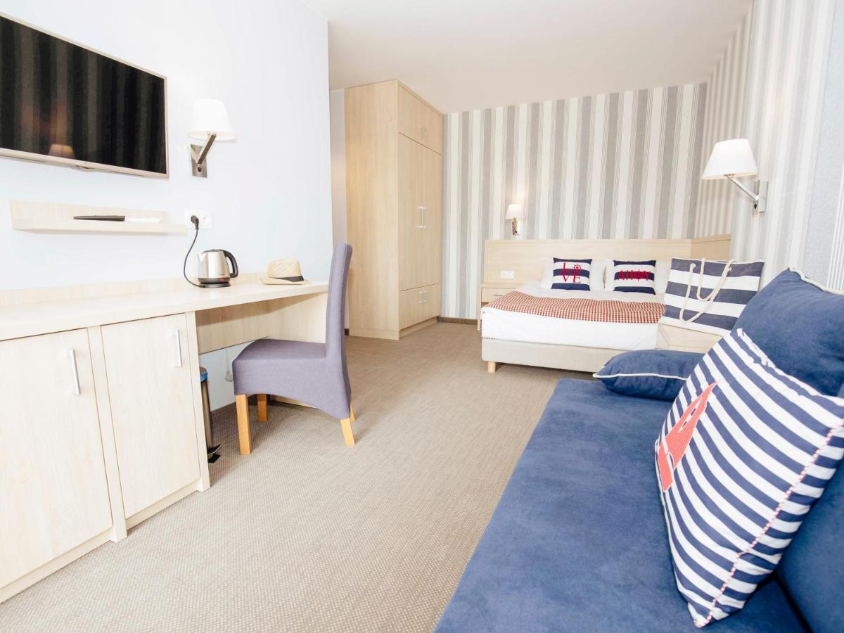 Porto Marina Hotel Krynica Morska Ngoại thất bức ảnh