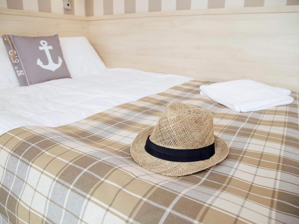 Porto Marina Hotel Krynica Morska Ngoại thất bức ảnh