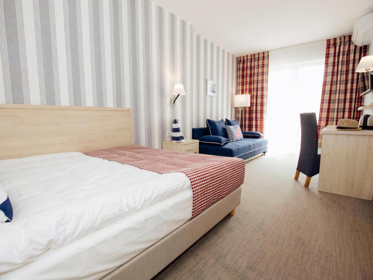 Porto Marina Hotel Krynica Morska Ngoại thất bức ảnh