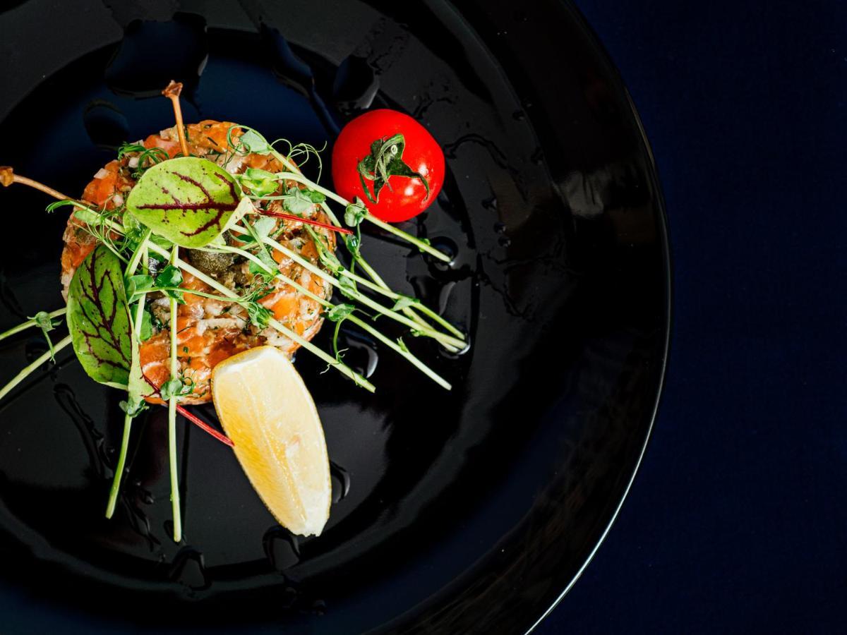 Porto Marina Hotel Krynica Morska Ngoại thất bức ảnh